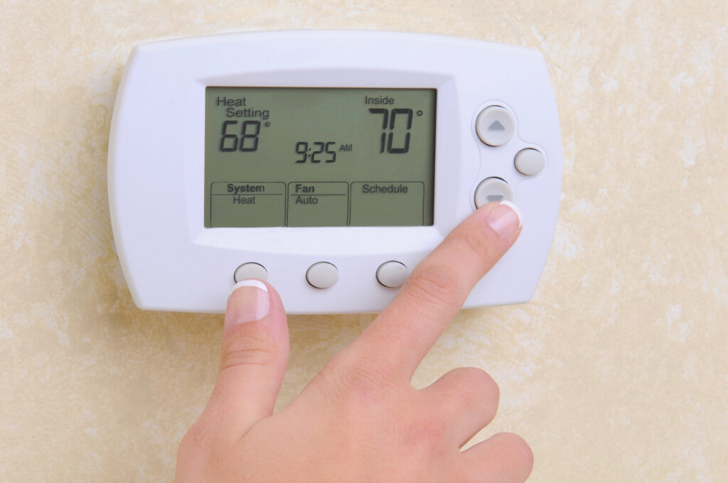 Setting the thermostat